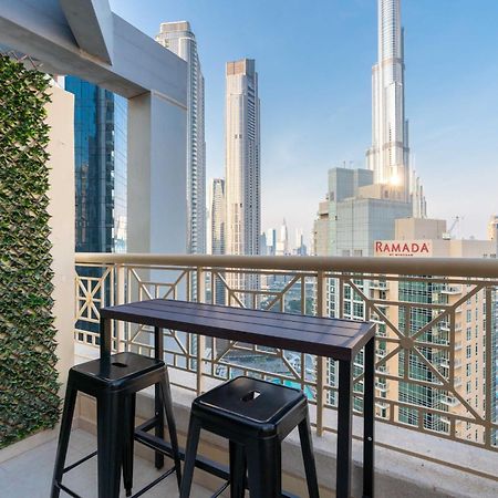 Luxury 2Br Downtown Apt With Burj Khalifa Views Dubai Exteriör bild