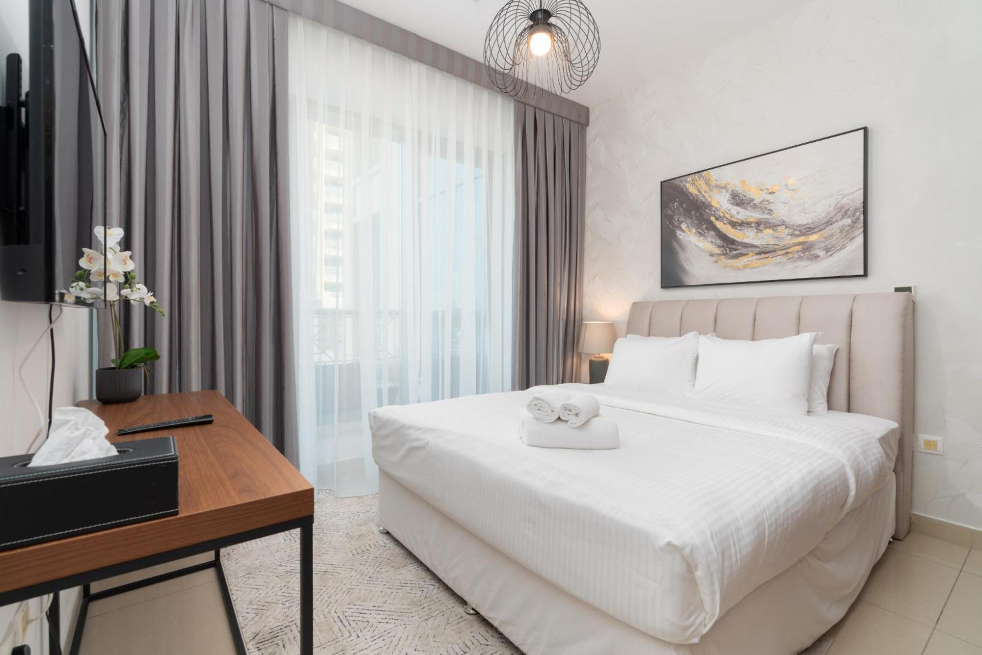 Luxury 2Br Downtown Apt With Burj Khalifa Views Dubai Exteriör bild