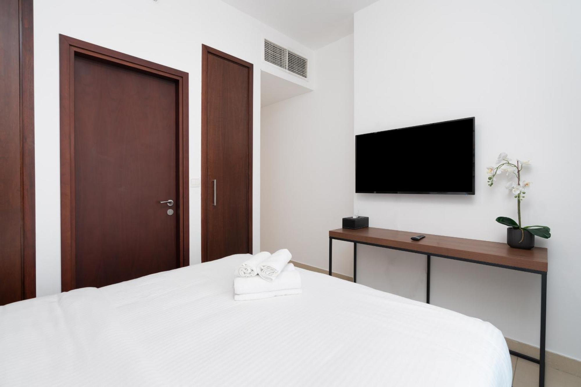 Luxury 2Br Downtown Apt With Burj Khalifa Views Dubai Exteriör bild